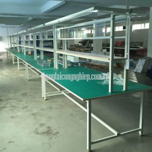 Bàn thao tác chất lượng cao