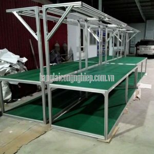 Nên dùng bàn thao tác loại nào